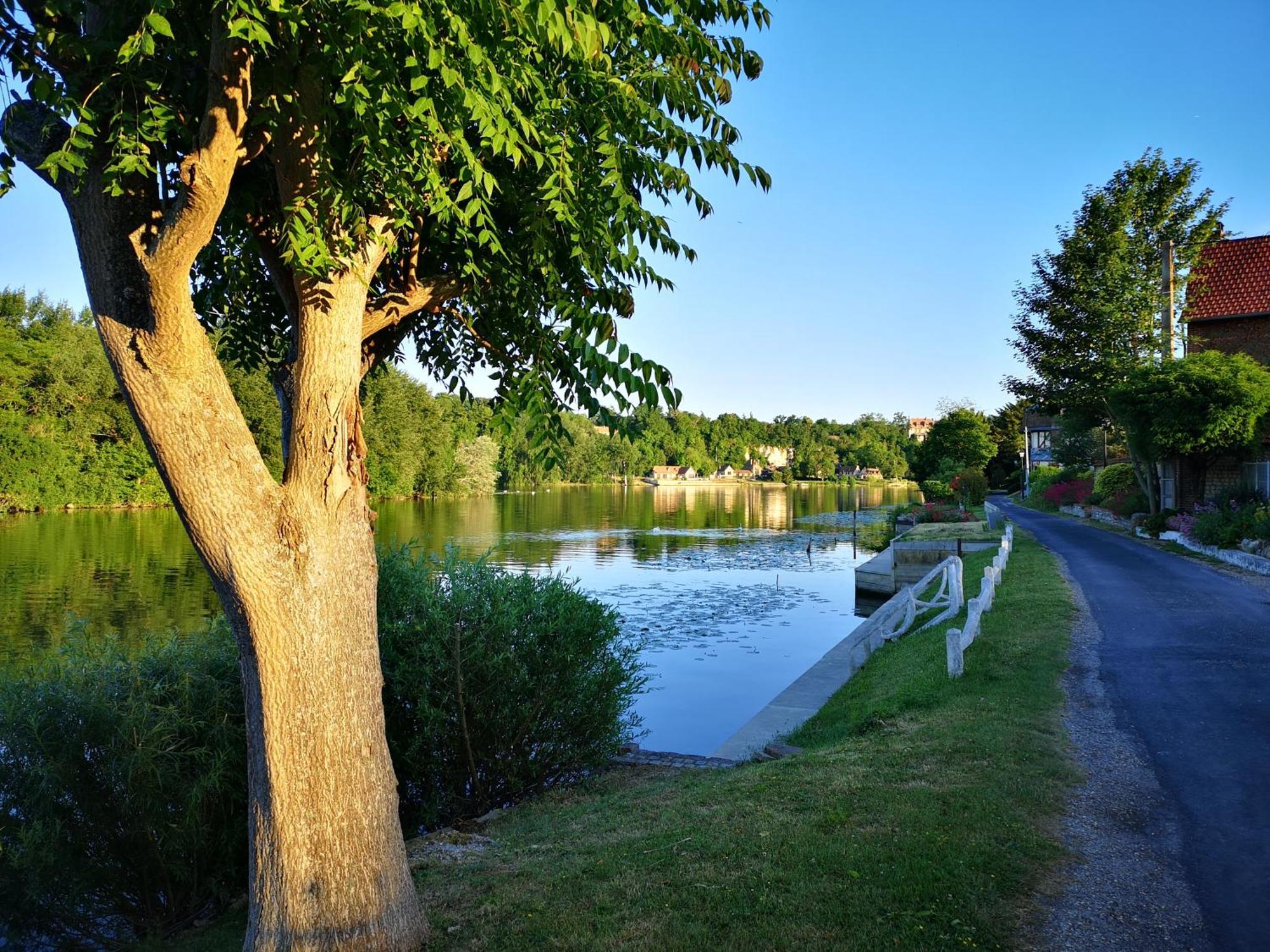 Les Jardins De Felicie Villa Poses Kültér fotó
