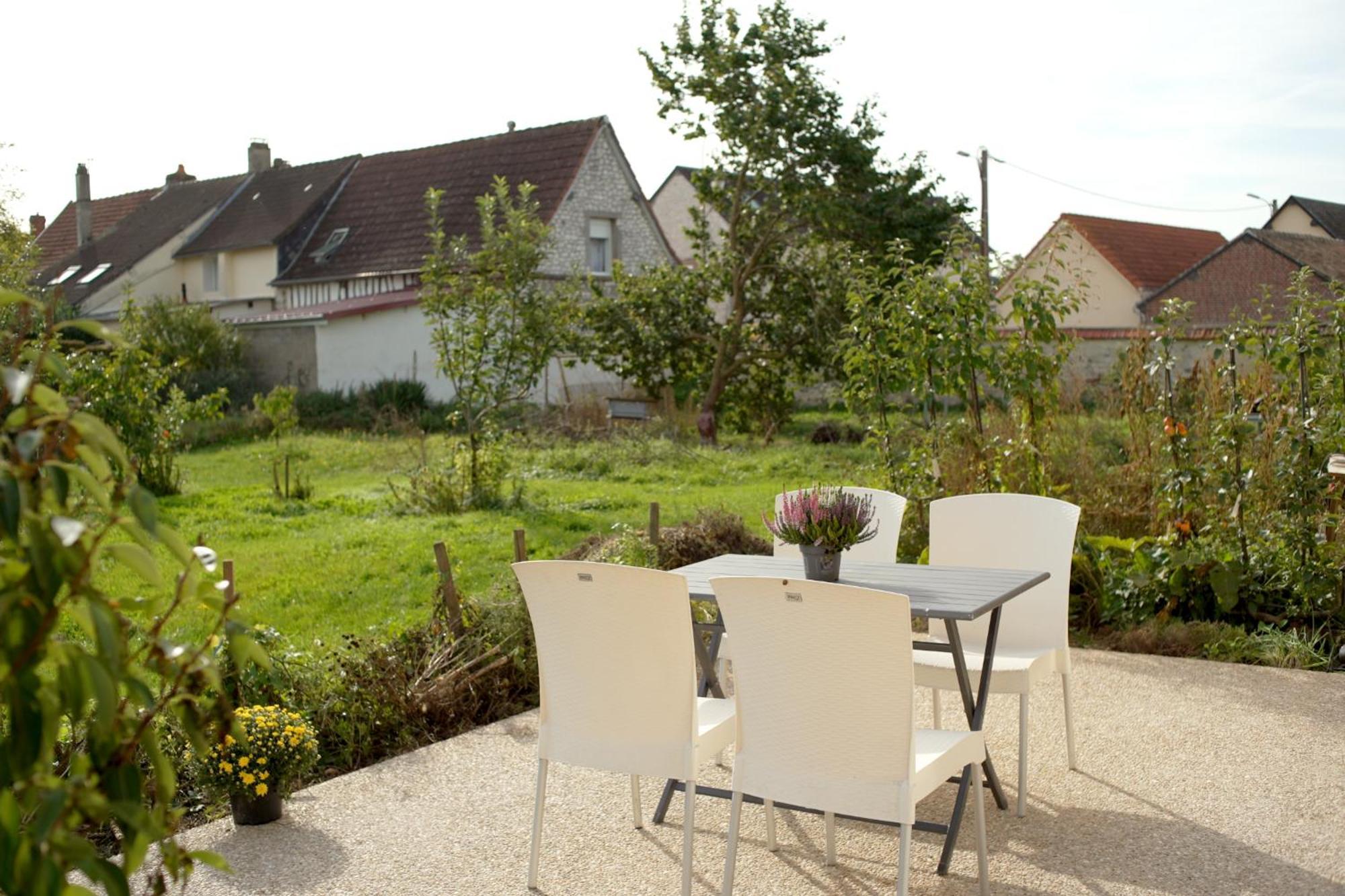 Les Jardins De Felicie Villa Poses Kültér fotó