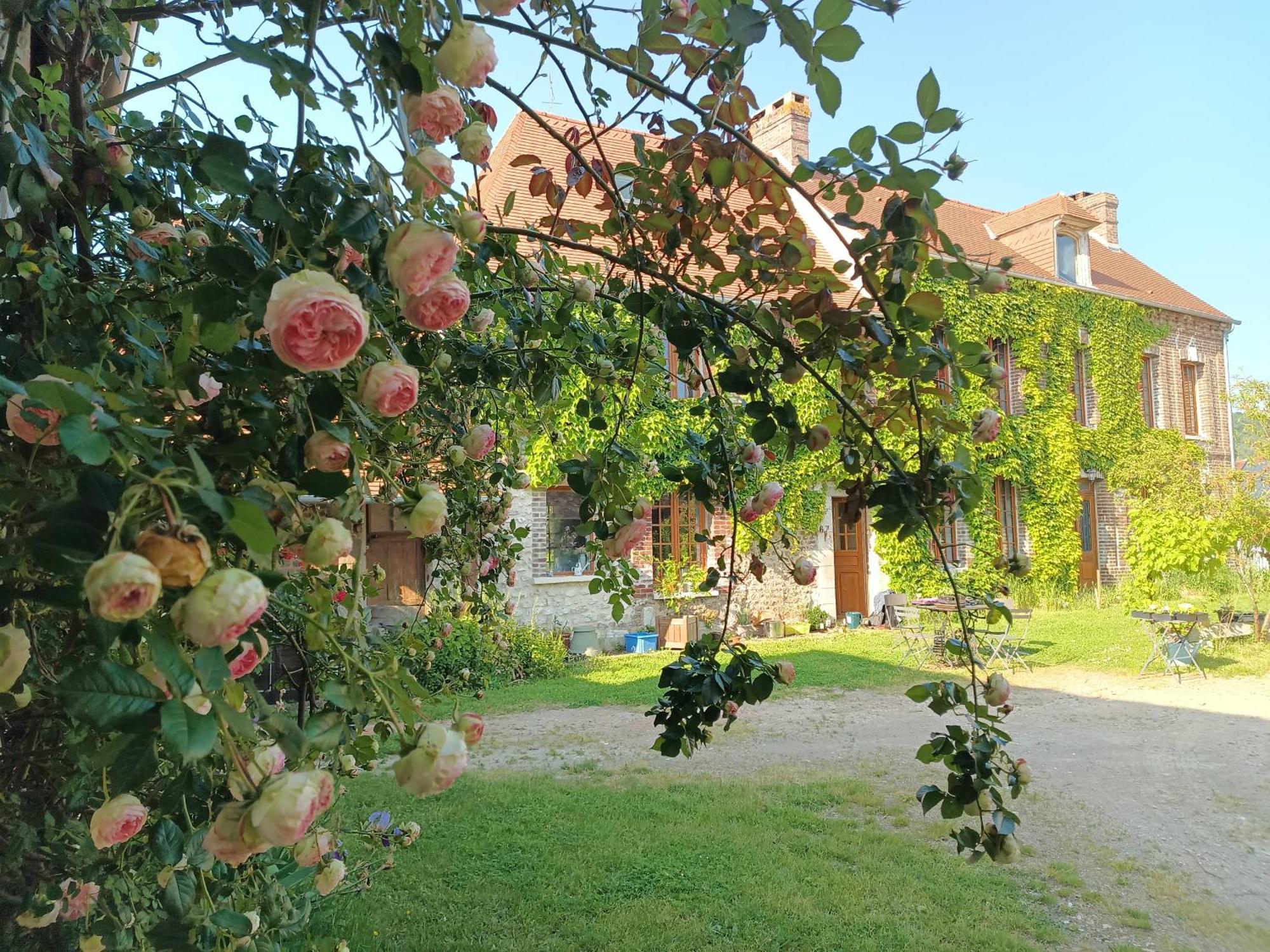 Les Jardins De Felicie Villa Poses Kültér fotó